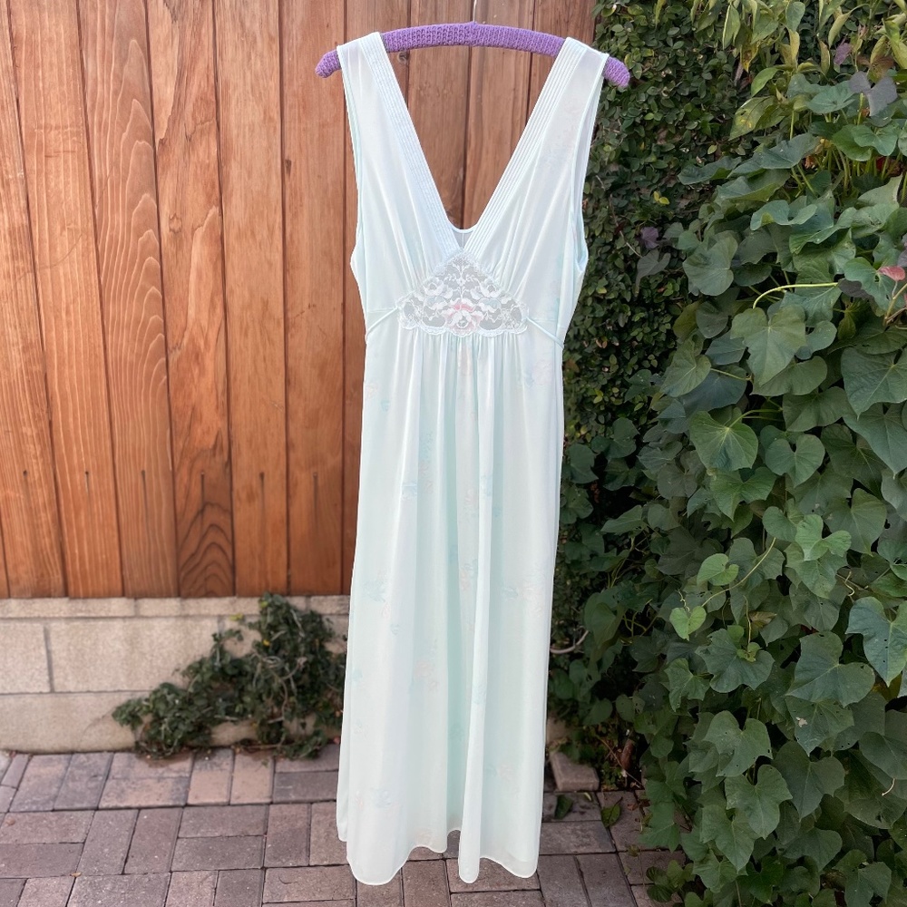 Vintage Val Mode Dress Slip